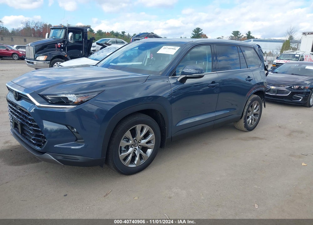 2024 TOYOTA GRAND HIGHLANDER LIMITED VIN: 5TDAAAB52RS050831