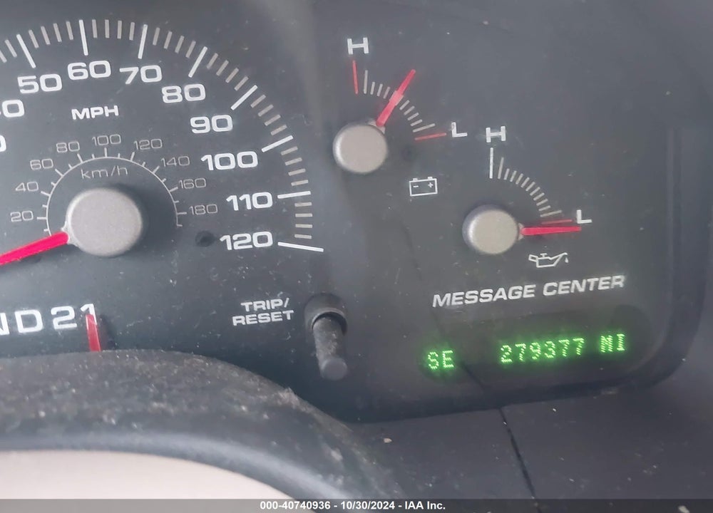 2004 FORD EXPEDITION EDDIE BAUER VIN: 1FMFU18L04LB43856