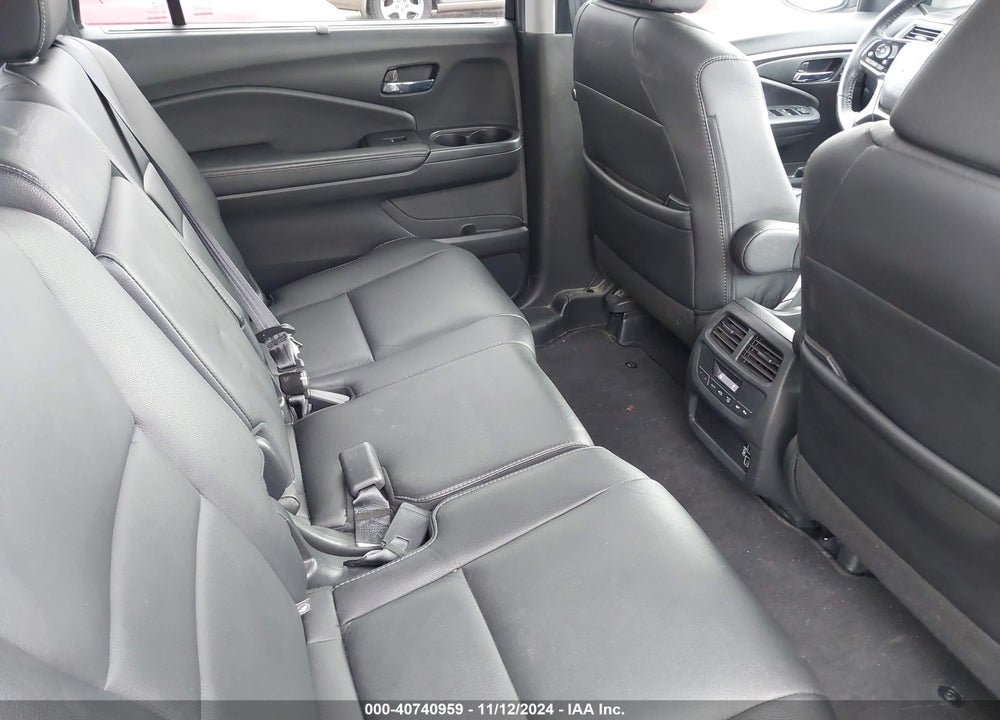 2021 HONDA PILOT AWD EX-L VIN: 5FNYF6H58MB077839