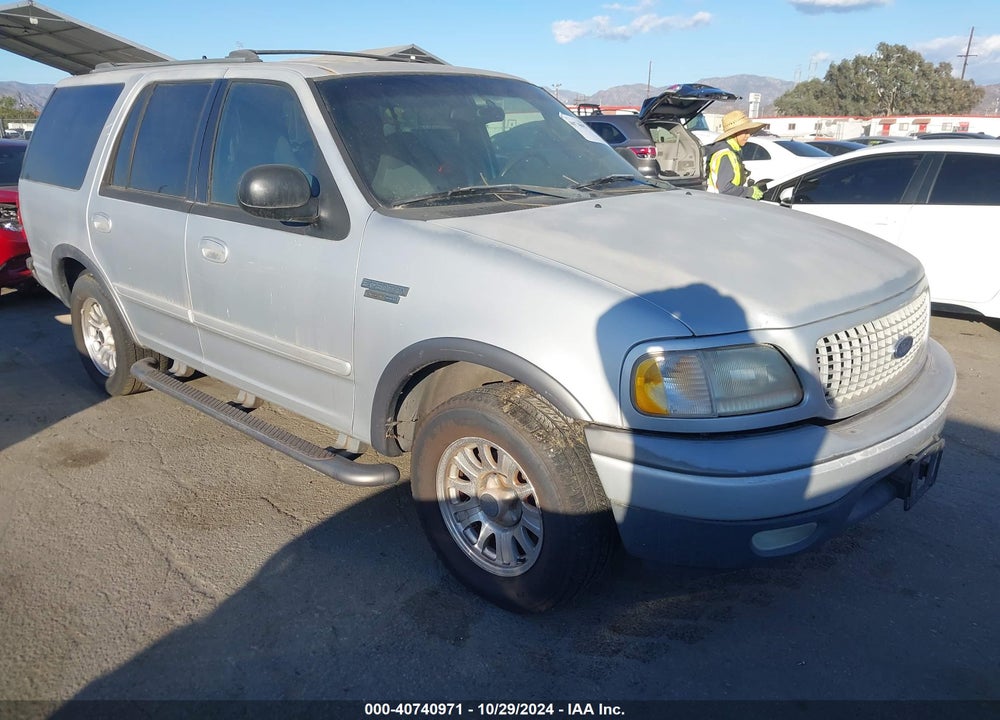 2001 FORD EXPEDITION XLT VIN: 1FMEU15W01LB43054