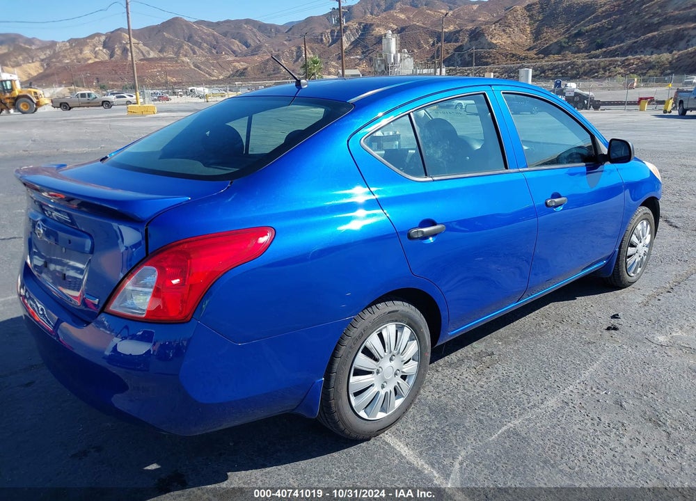 2014 NISSAN VERSA 1.6 S+ VIN: 3N1CN7AP2EL868114
