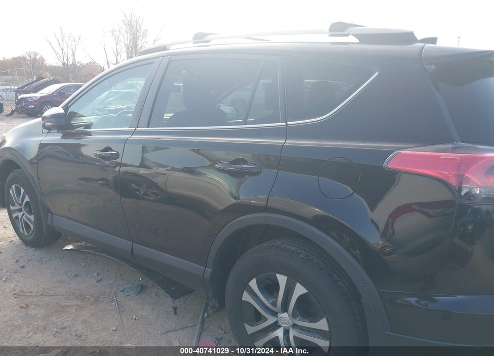2017 TOYOTA RAV4 LE VIN: 2T3BFREV6HW695883