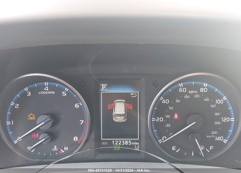 2017 TOYOTA RAV4 LE VIN: 2T3BFREV6HW695883
