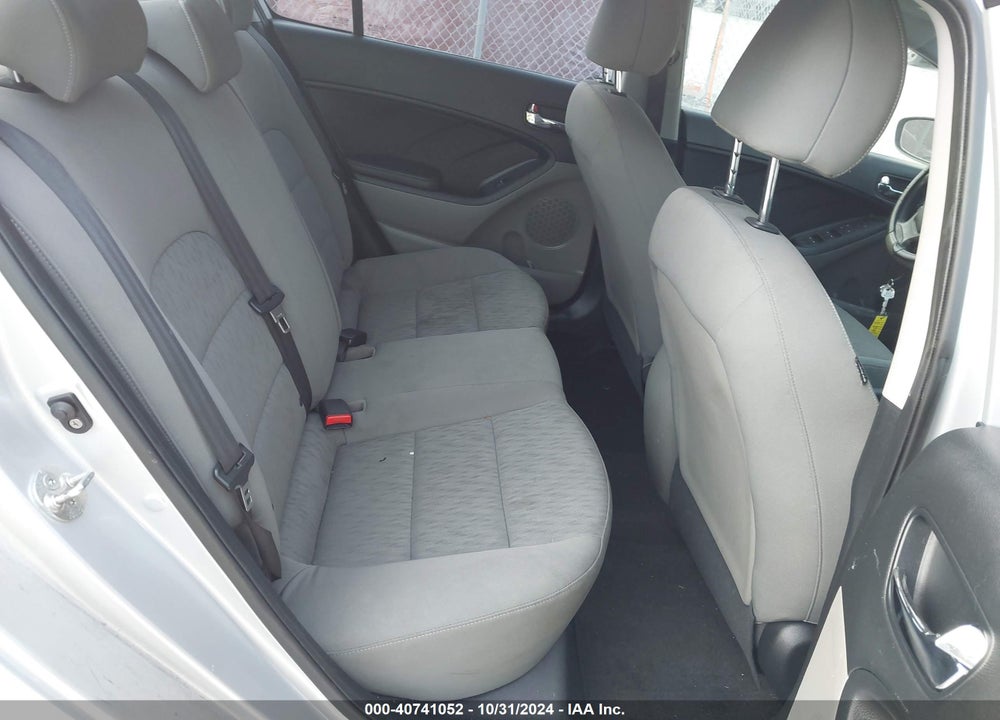 2016 KIA FORTE LX VIN: KNAFK4A64G5449903