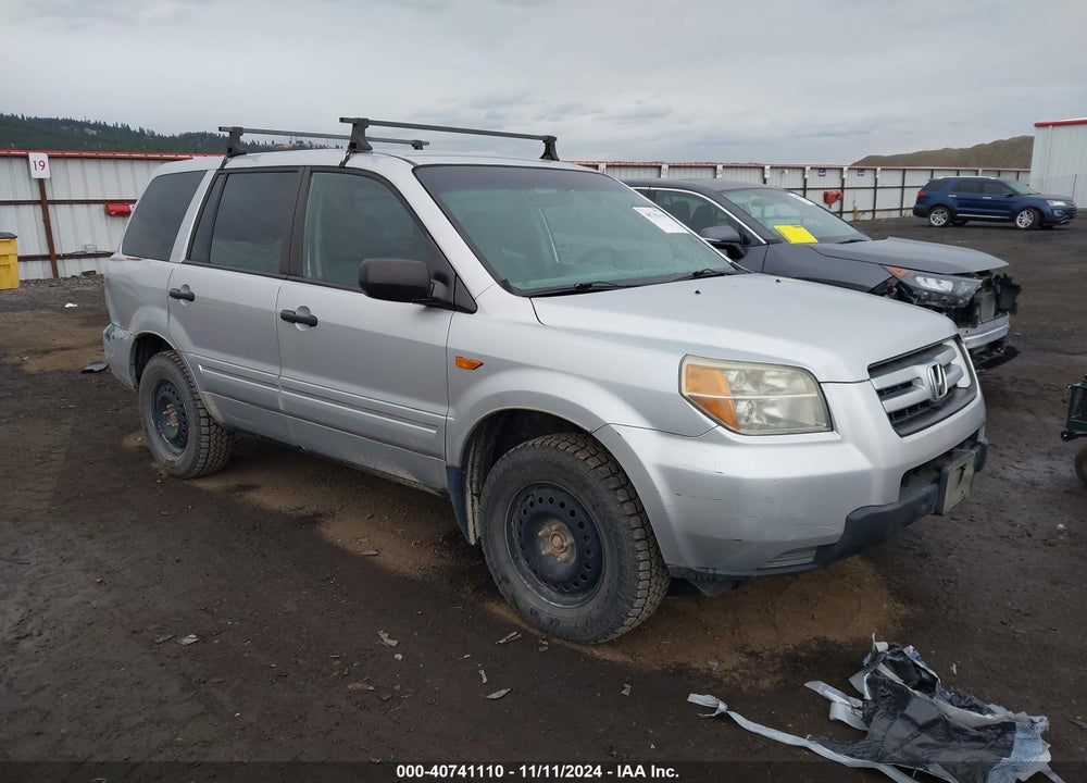 2006 HONDA PILOT LX VIN: 2HKYF18166H510109