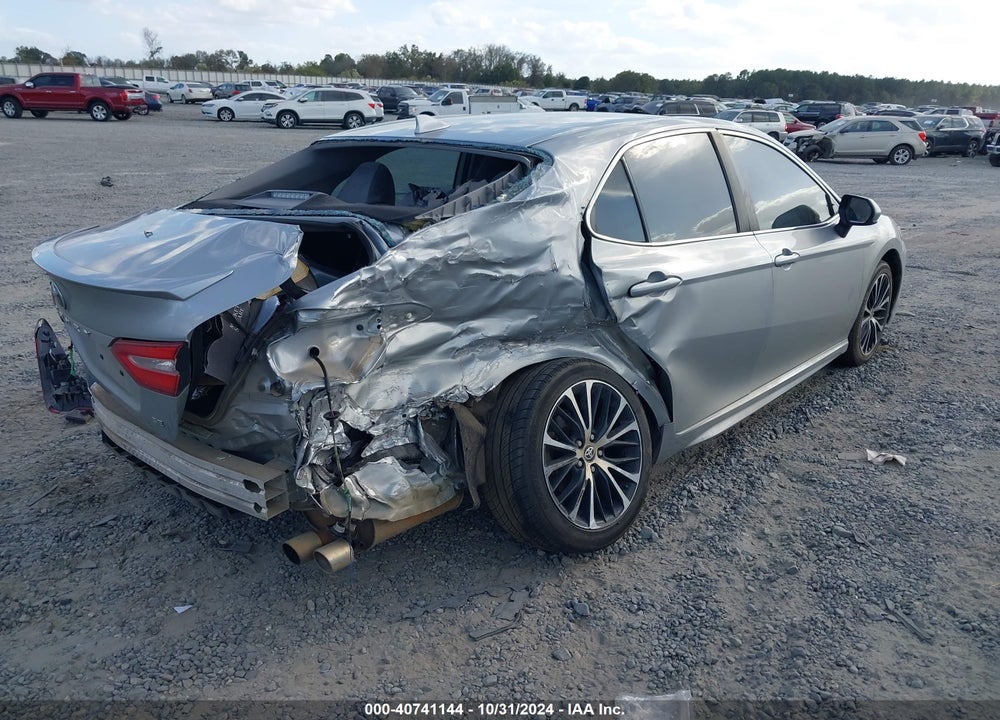 2020 TOYOTA CAMRY SE VIN: 4T1G11AKXLU392575