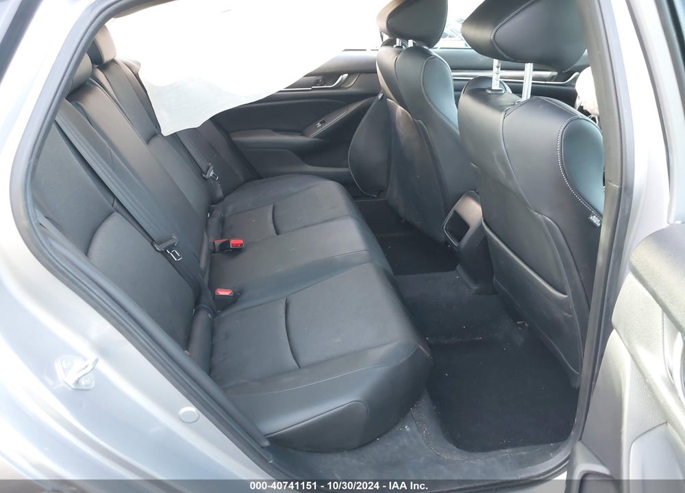 2022 HONDA ACCORD HYBRID SPORT VIN: 1HGCV3F29NA013289