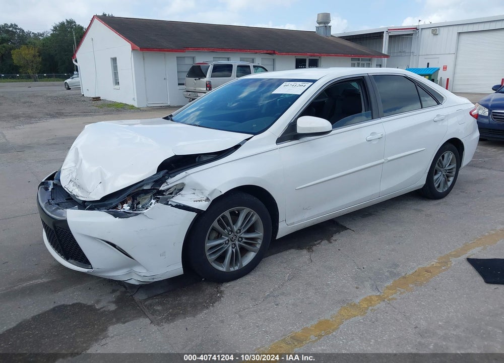 2015 TOYOTA CAMRY SE VIN: 4T1BF1FK1FU022575