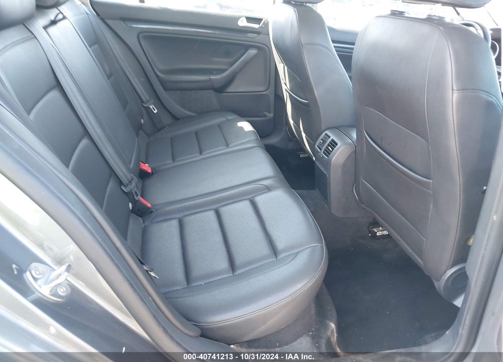 2014 VOLKSWAGEN JETTA SPORTWAGEN 2.0L TDI VIN: 3VWPL7AJ0EM625571
