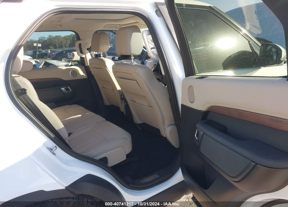 2018 LAND ROVER DISCOVERY HSE VIN: SALRR2RV2JA077237