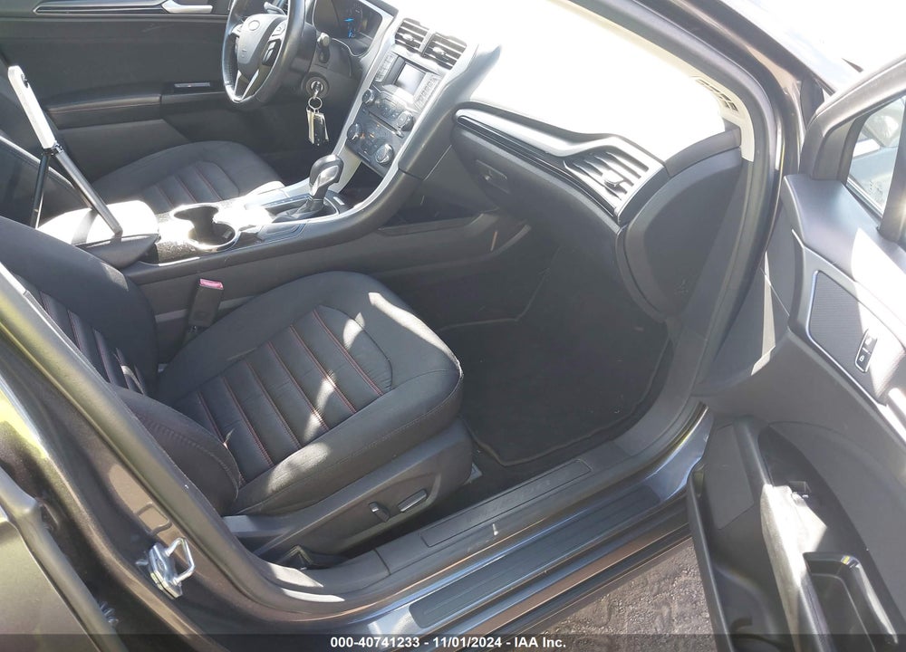 2016 FORD FUSION SE VIN: 3FA6P0HD5GR405283