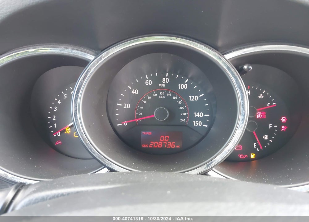 2011 KIA SORENTO LX V6 VIN: 5XYKT4A2XBG115208