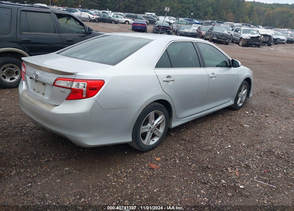 2014 TOYOTA CAMRY SE VIN: 4T1BF1FK1EU754686