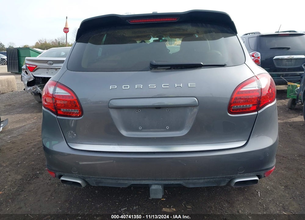 2014 PORSCHE CAYENNE DIESEL VIN: WP1AF2A25ELA32042