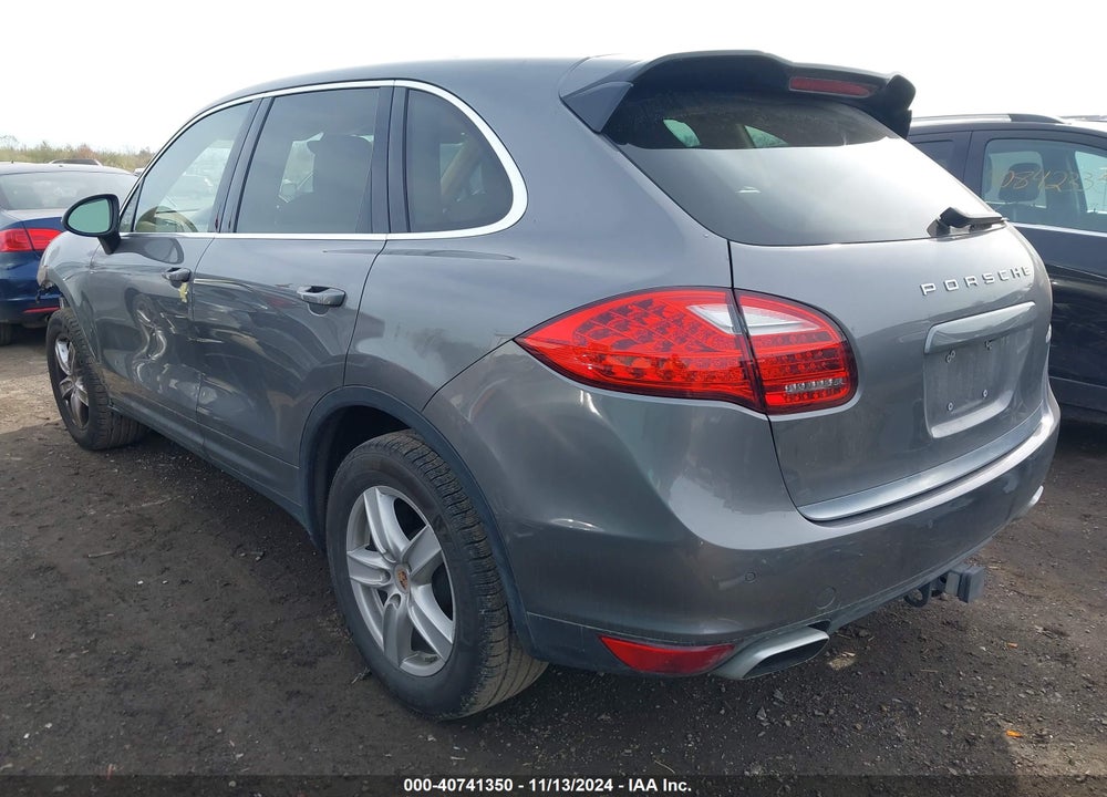 2014 PORSCHE CAYENNE DIESEL VIN: WP1AF2A25ELA32042
