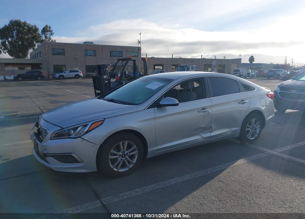 2016 HYUNDAI SONATA SE VIN: 5NPE24AF9GH384707