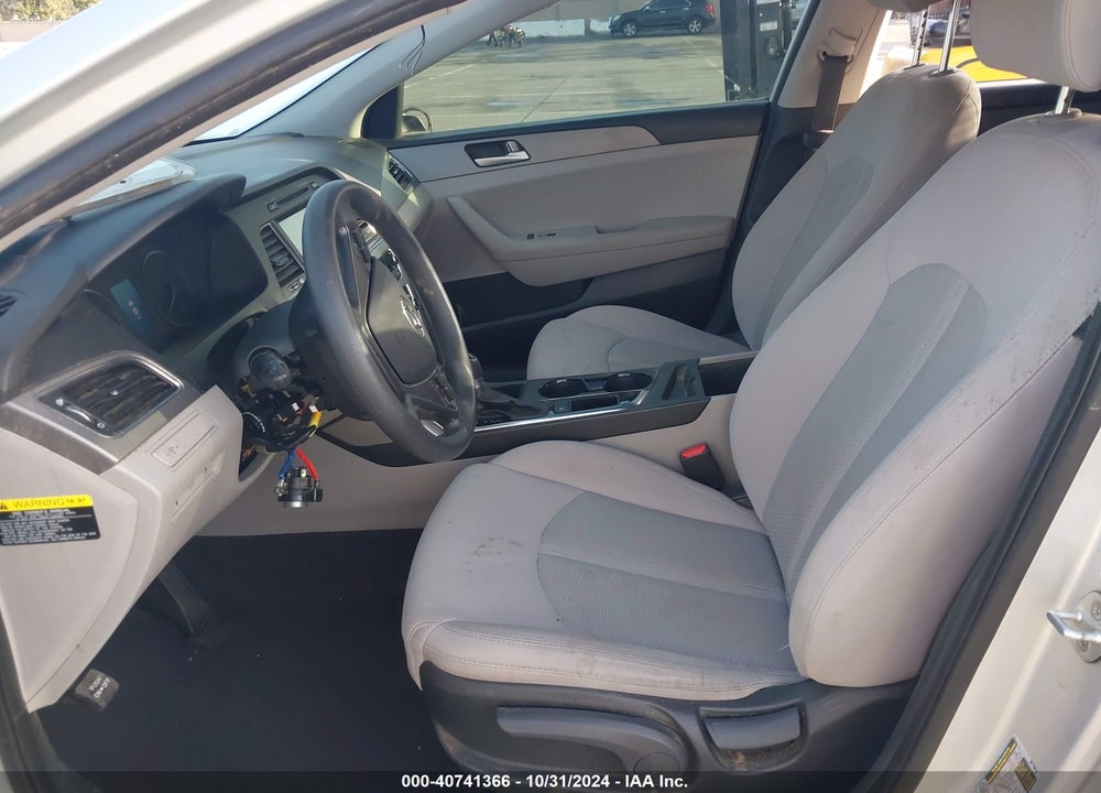 2016 HYUNDAI SONATA SE VIN: 5NPE24AF9GH384707