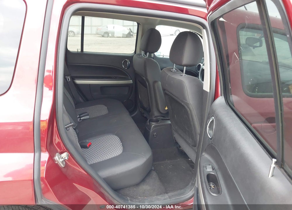 2009 CHEVROLET HHR LS VIN: 3GNCA13B99S590225