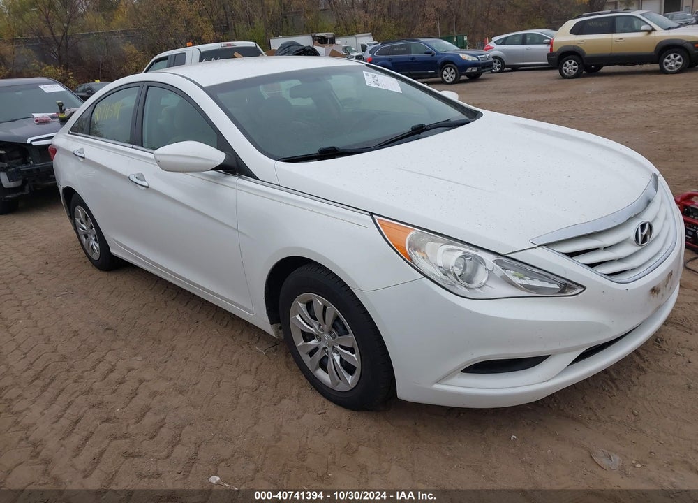 2013 HYUNDAI SONATA GLS VIN: 5NPEB4AC4DH540590