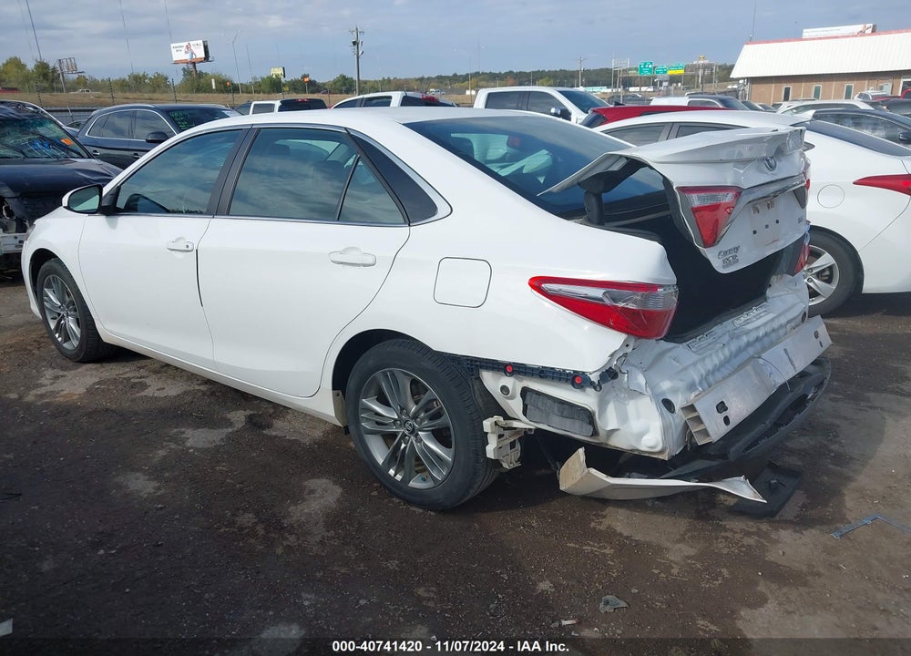 2017 TOYOTA CAMRY SE VIN: 4T1BF1FK2HU391397