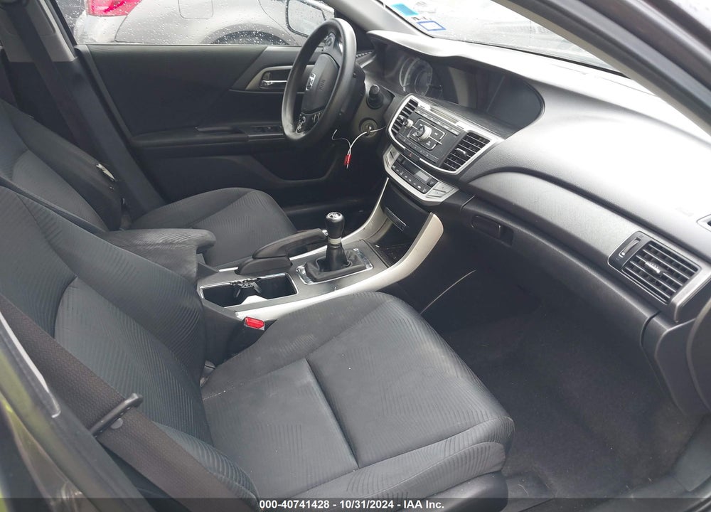 2014 HONDA ACCORD LX VIN: 1HGCR2E35EA091982