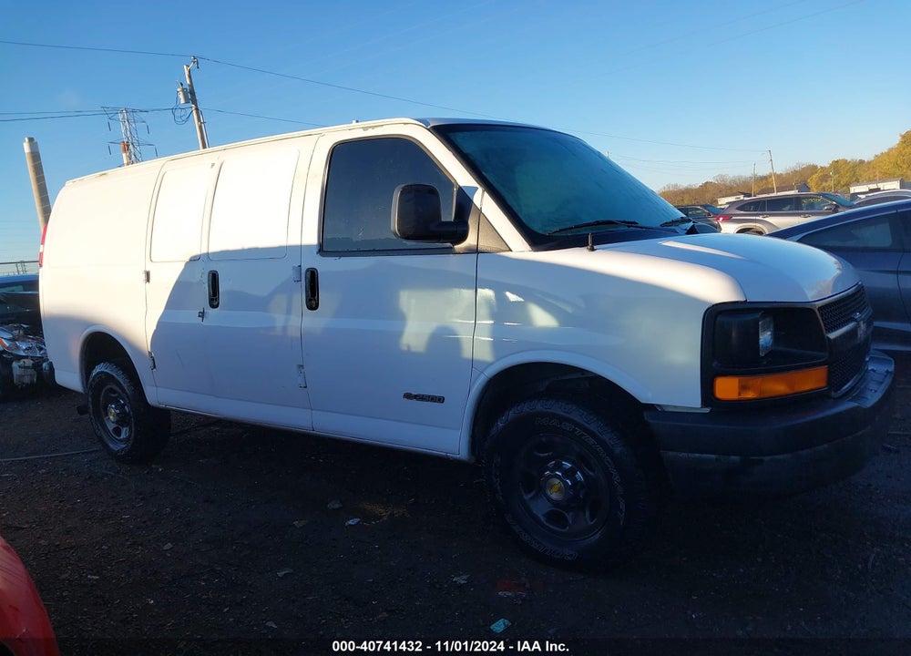2006 CHEVROLET EXPRESS WORK VAN VIN: 1GCGG25V261181650