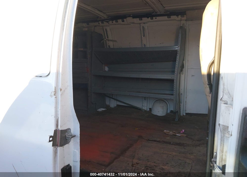 2006 CHEVROLET EXPRESS WORK VAN VIN: 1GCGG25V261181650