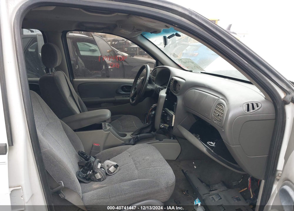 2004 CHEVROLET TRAILBLAZER EXT LS VIN: 1GNES16S346218698