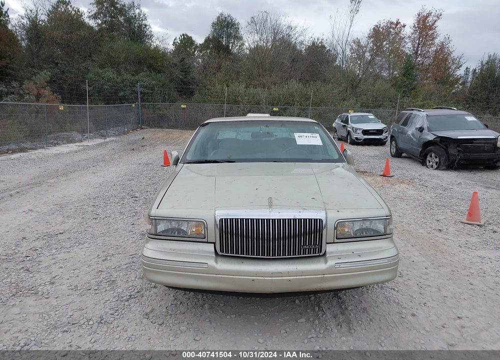 1997 LINCOLN TOWN CAR SIGNATURE VIN: 1LNLM82W3VY751034