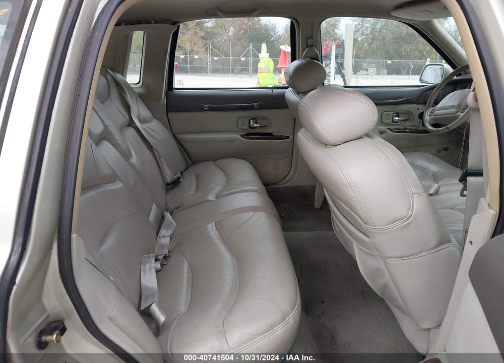 1997 LINCOLN TOWN CAR SIGNATURE VIN: 1LNLM82W3VY751034