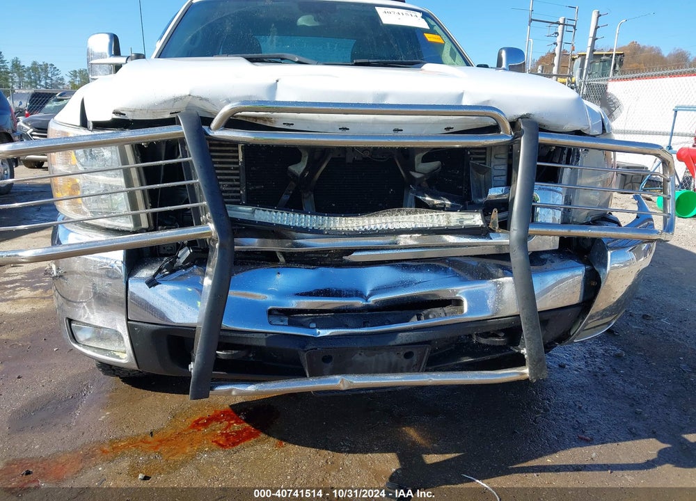 2008 CHEVROLET SILVERADO 2500HD VIN: 1GCHK29628E120302