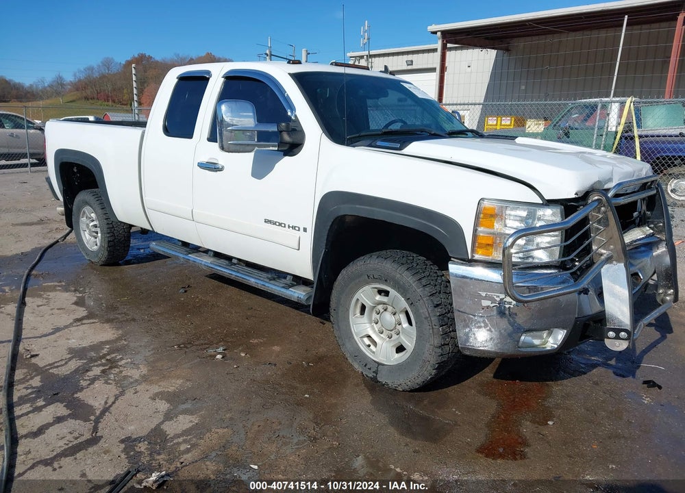 2008 CHEVROLET SILVERADO 2500HD VIN: 1GCHK29628E120302