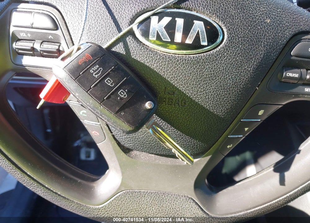 2017 KIA FORTE LX VIN: 3KPFL4A75HE153433