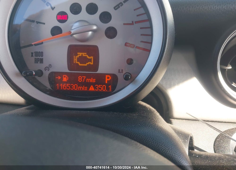2010 MINI COOPER CLUBMAN VIN: WMWML3C54ATX37801