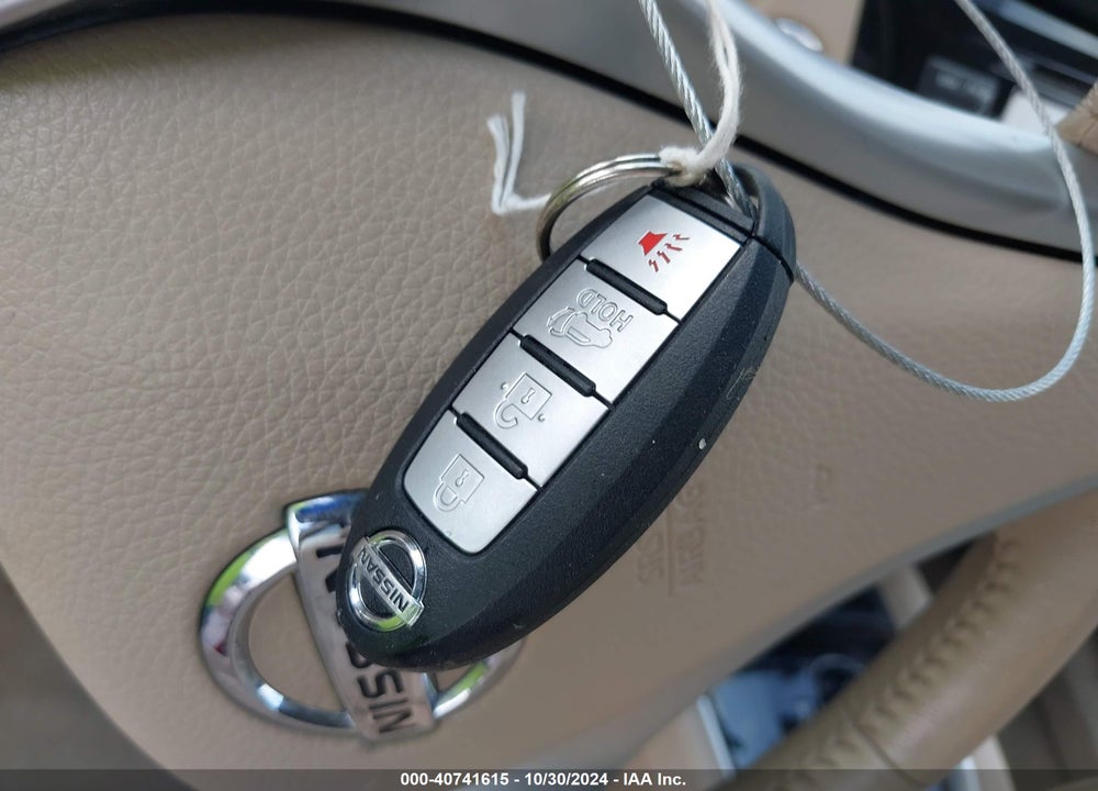 2014 NISSAN ROGUE SL VIN: 5N1AT2MV6EC799653