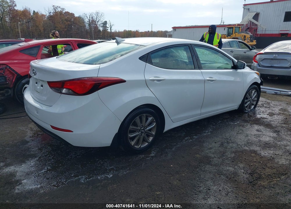 2016 HYUNDAI ELANTRA SE VIN: 5NPDH4AEXGH732676