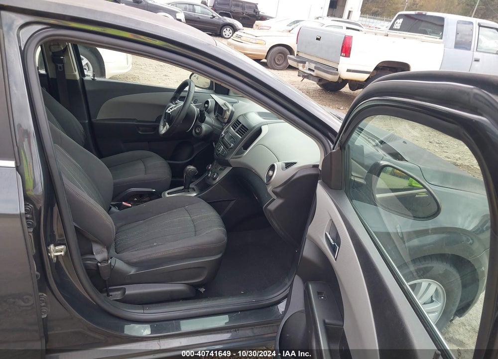 2014 CHEVROLET SONIC LT AUTO VIN: 1G1JC5SH0E4158875