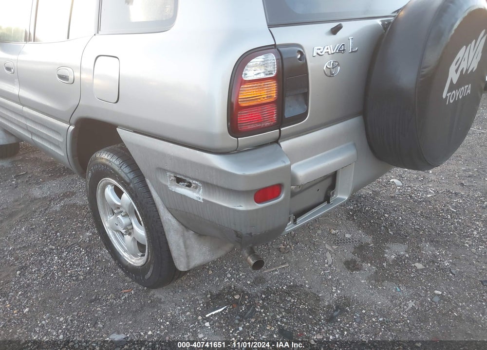 1999 TOYOTA RAV4 VIN: JT3HP10V5X7145699