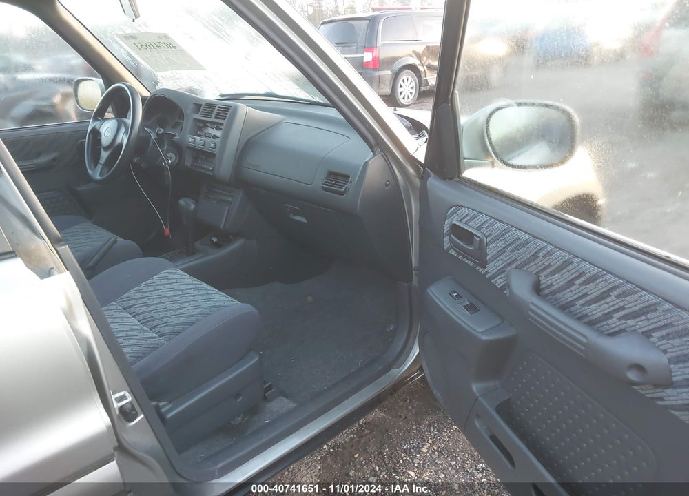 1999 TOYOTA RAV4 VIN: JT3HP10V5X7145699