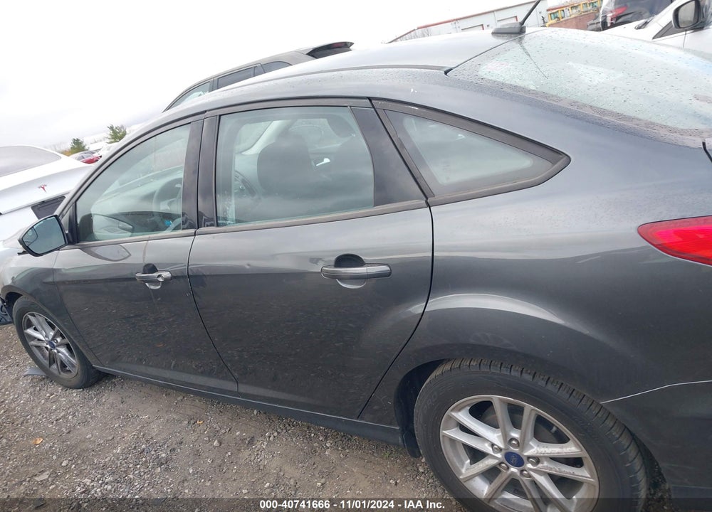2016 FORD FOCUS SE VIN: 1FADP3F26GL394593