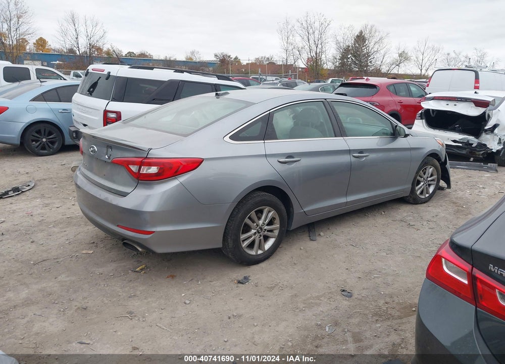 2015 HYUNDAI SONATA SE VIN: 5NPE24AF6FH087456