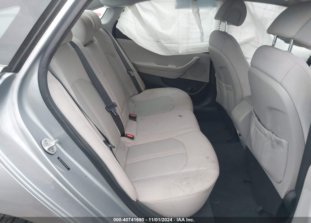 2015 HYUNDAI SONATA SE VIN: 5NPE24AF6FH087456
