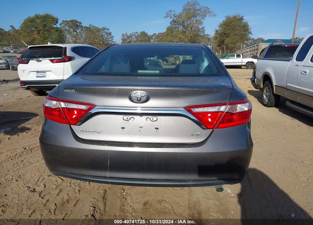 2017 TOYOTA CAMRY LE VIN: 4T1BF1FK0HU708075