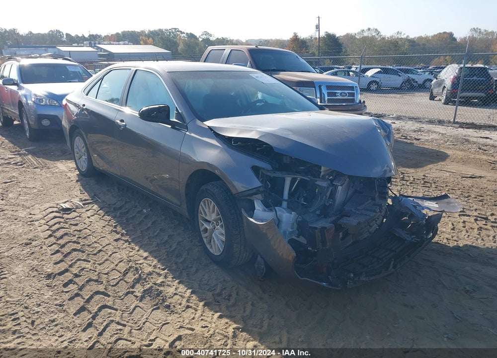 2017 TOYOTA CAMRY LE VIN: 4T1BF1FK0HU708075