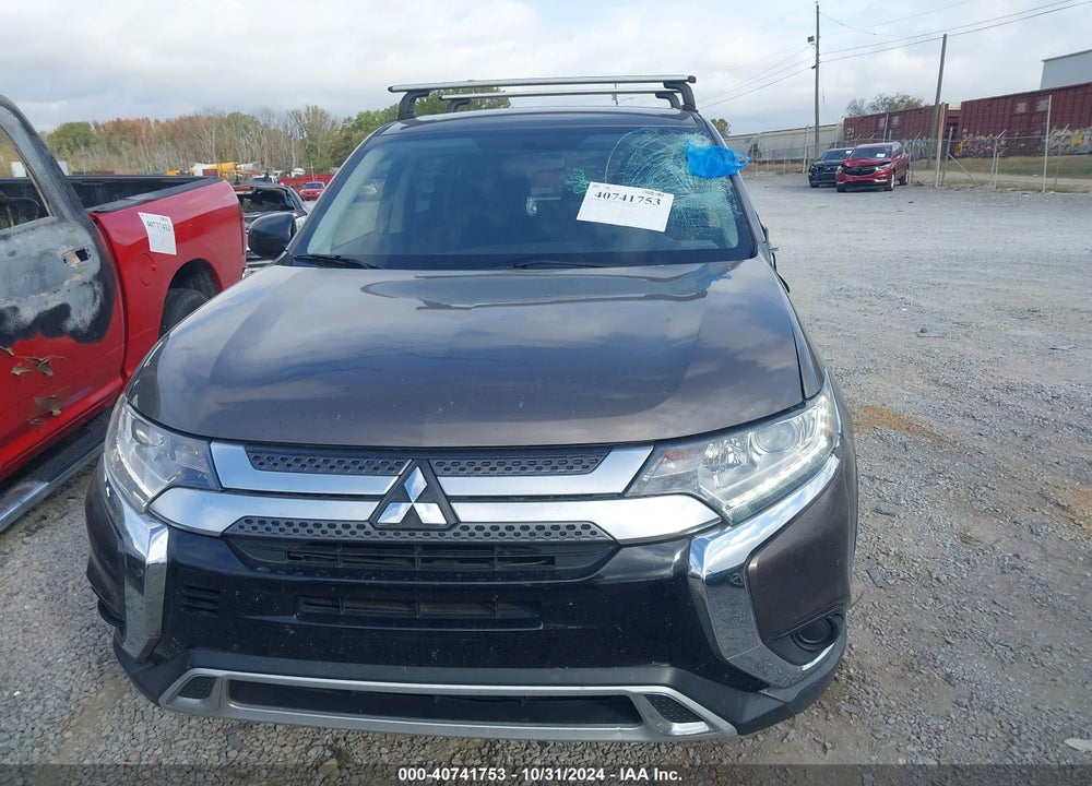 2019 MITSUBISHI OUTLANDER ES VIN: JA4AD2A38KZ022933