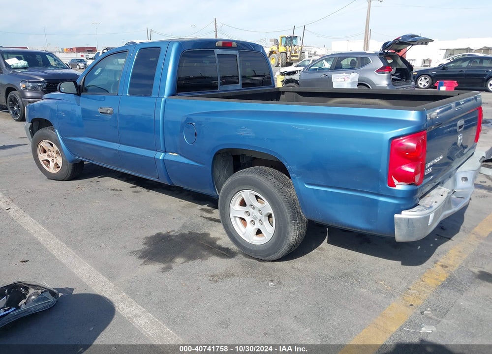 2005 DODGE DAKOTA SLT VIN: 1D7HE42K25S268981