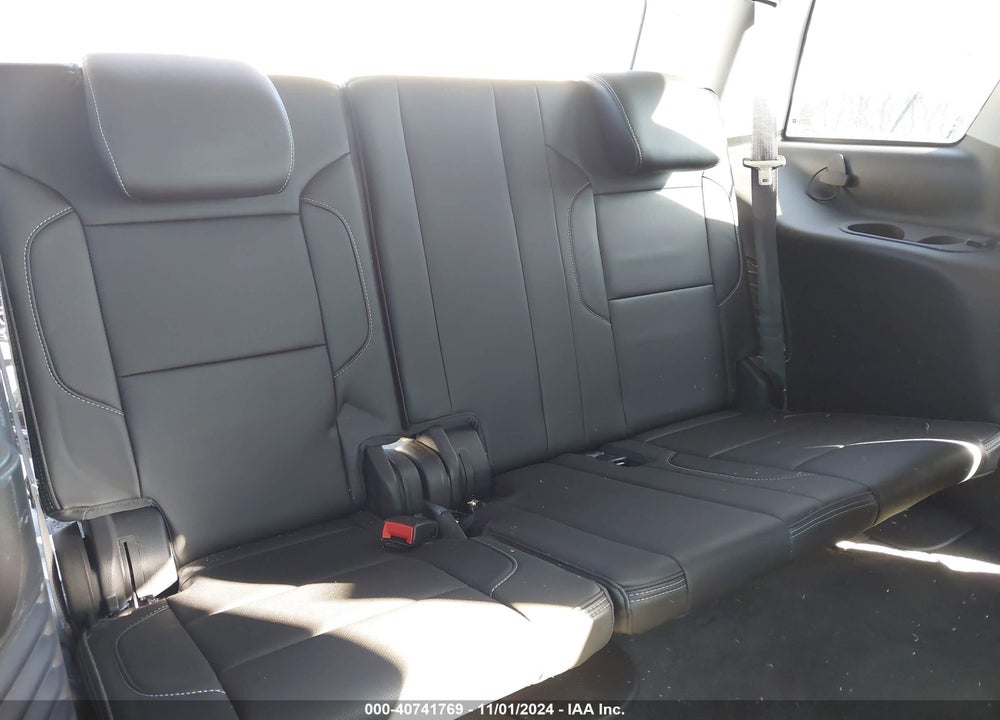 2015 GMC YUKON DENALI VIN: 1GKS1CKJXFR550568