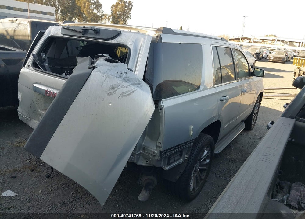 2015 GMC YUKON DENALI VIN: 1GKS1CKJXFR550568