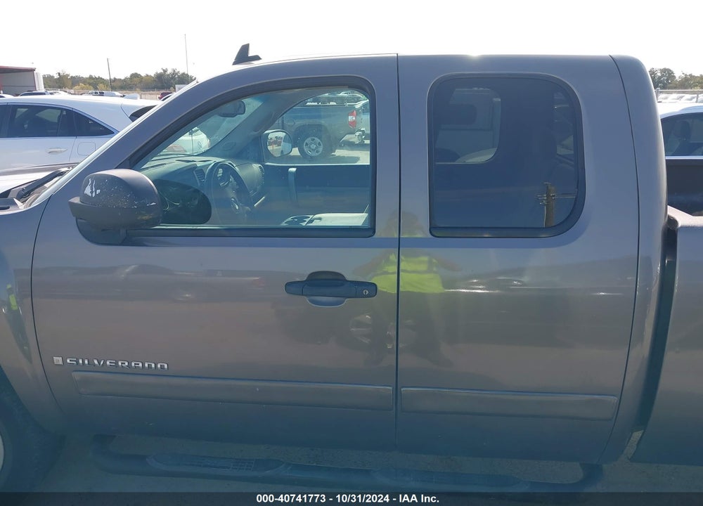 2007 CHEVROLET SILVERADO 1500 LT1 VIN: 1GCEC19C17Z604999