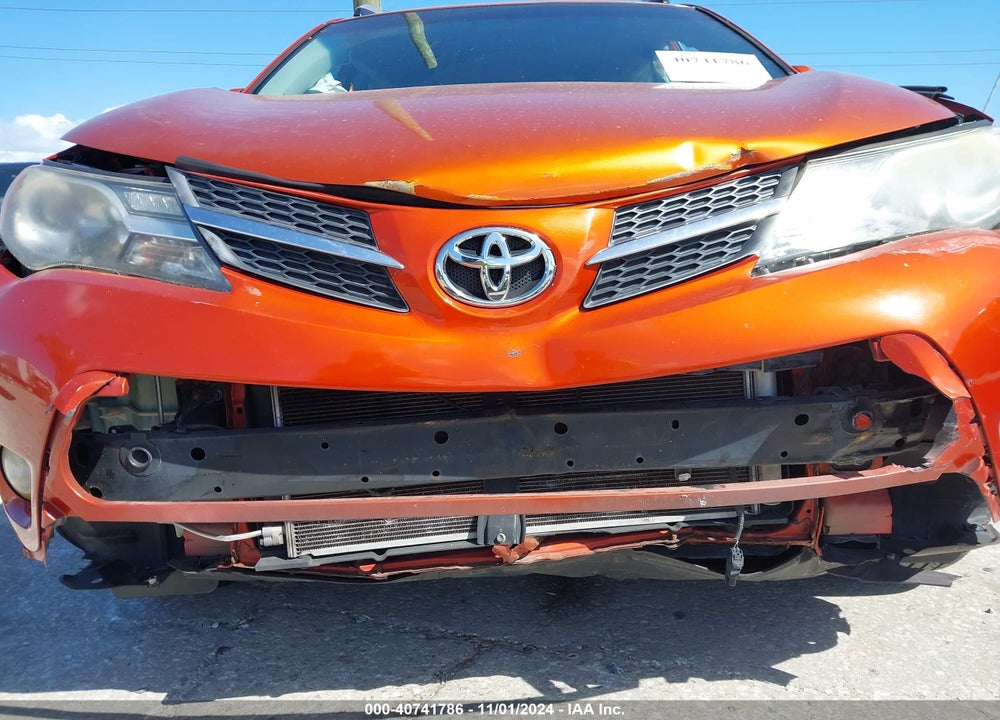2015 TOYOTA RAV4 XLE VIN: 2T3WFREV1FW152343